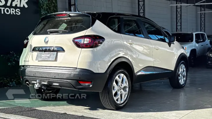 CAPTUR Life 1.6 16V Flex 5p Aut.