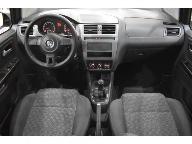 FOX - 1.0 MI TRENDLINE 8V 4P MANUAL