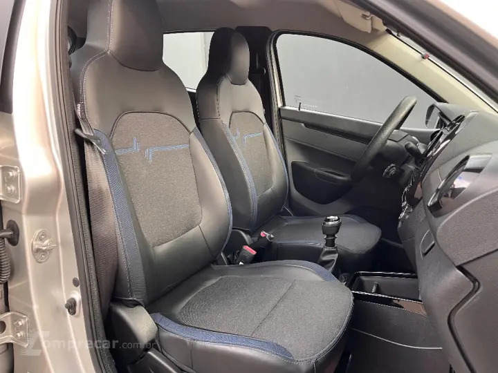 KWID Intense 1.0 Flex 12V 5p Mec.