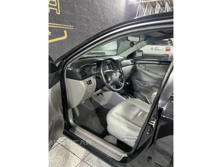 COROLLA 1.8 XLI 16V FLEX 4P AUTOMÁTICO