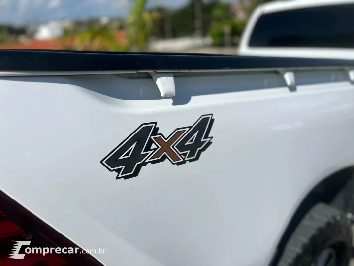 HILUX 2.8 D-4D TURBO DIESEL CS 4X4 MANUAL
