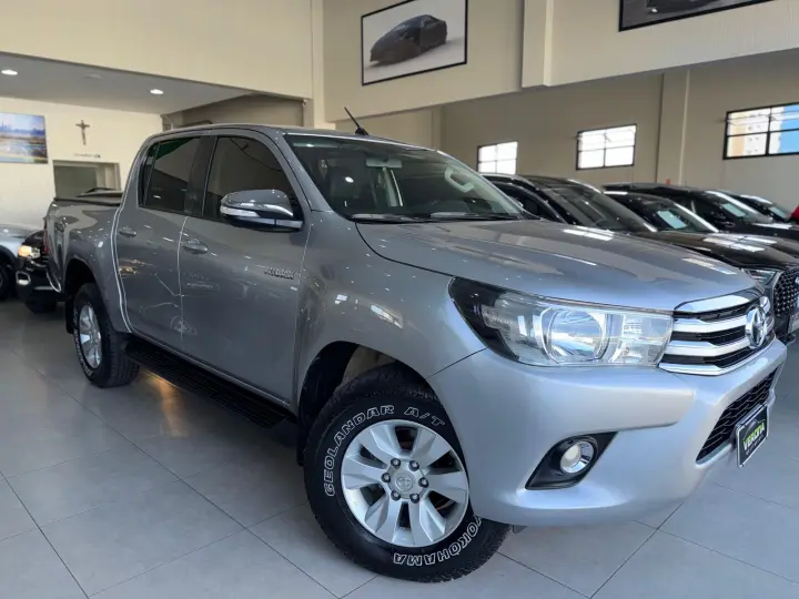 HILUX 2.8 D-4d Turbo CD SRV 4X4