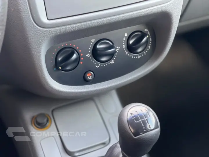 CLIO 1.0 AUTHENTIQUE 16V HI-FLEX 2P MANUAL