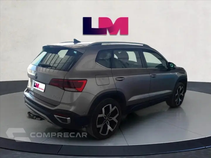 TAOS 1.4 250 TSI TOTAL FLEX HIGHLINE AUTOMÁTICO