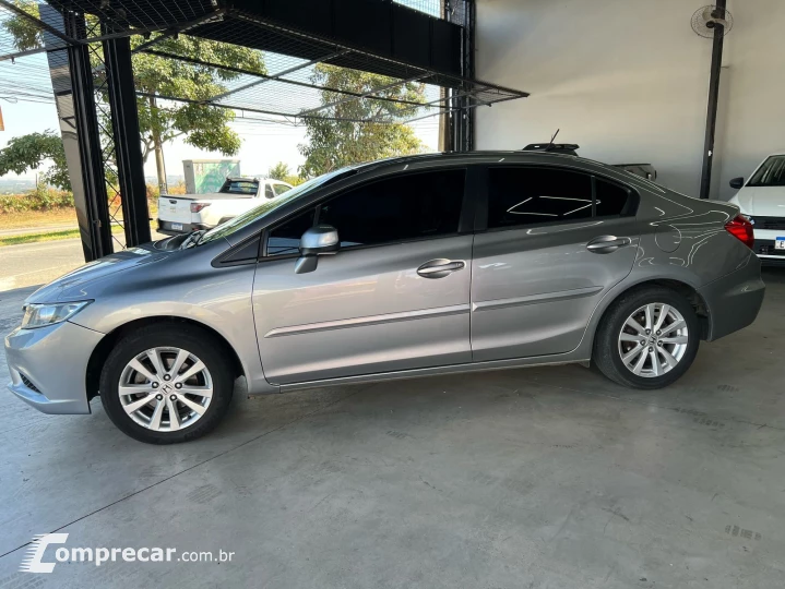 CIVIC 1.8 LXL 16V
