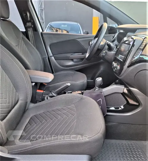 Captur 1.6 16V 4P FLEX SCE LIFE X-TRONIC CVT