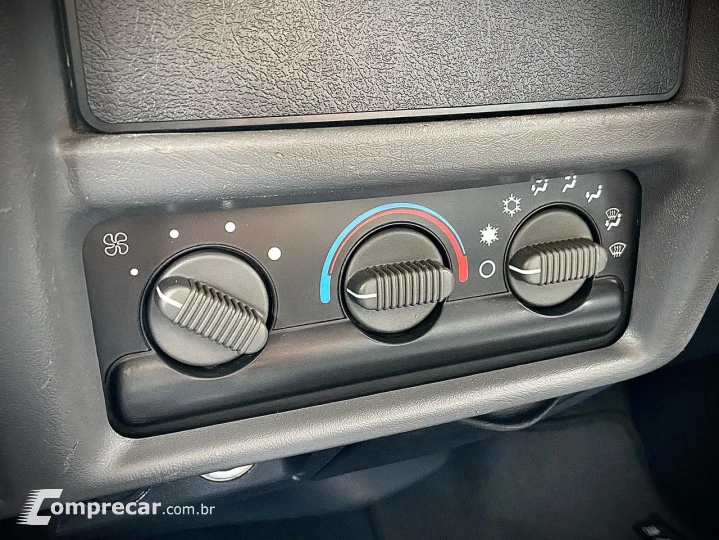 S10 2.4 MPFI Executive 4X2 CD 8V