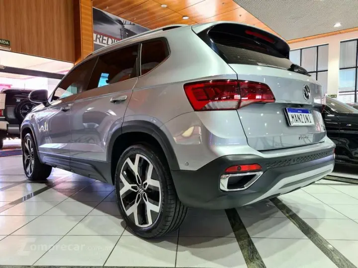 TAOS 1.4 250 TSI HIGHLINE