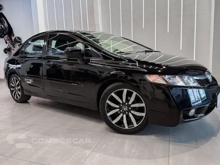 Civic Sedan LXS 1.8/1.8 Flex 16V Mec. 4p