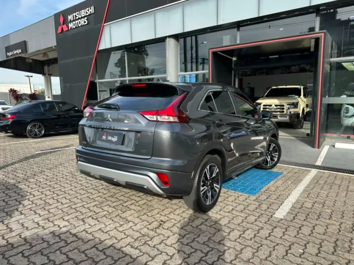 ECLIPSE CROSS 1.5 Mivec Turbo HPE