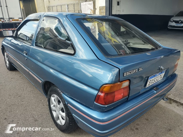 ESCORT 1.6 I GL 8V