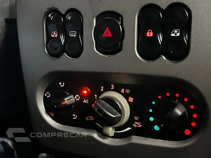 SANDERO 1.6 EXPRESSION 8V FLEX 4P MANUAL