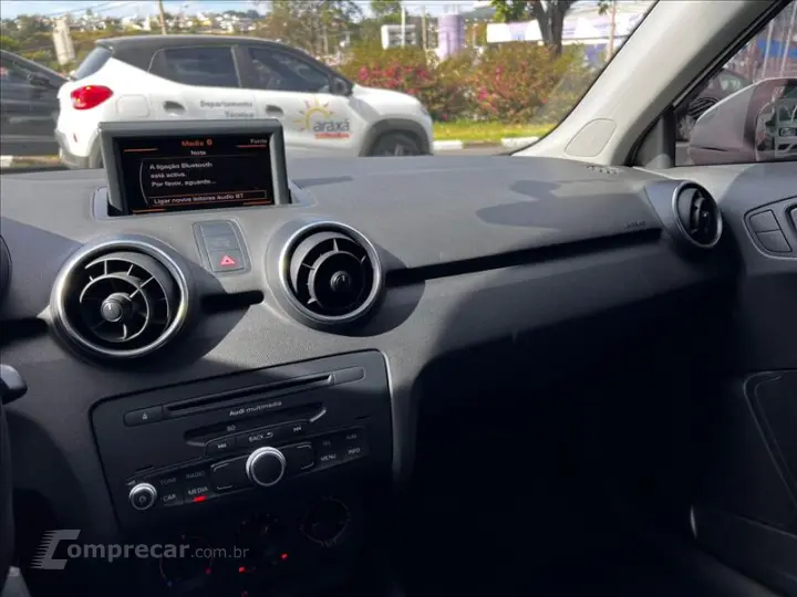 A1 1.4 TFSI Attraction 16V 122cv