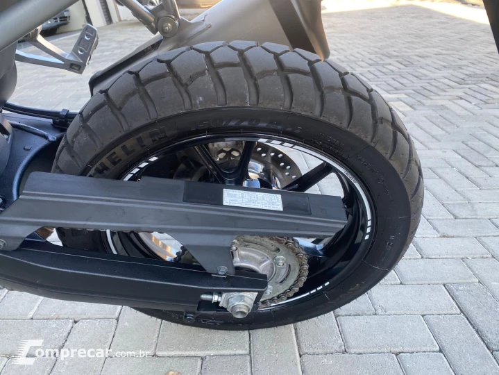 DL 1000 V-STROM