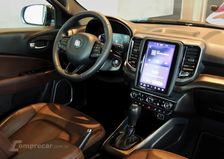 TORO 2.0 16V Turbo Ranch 4WD AT9