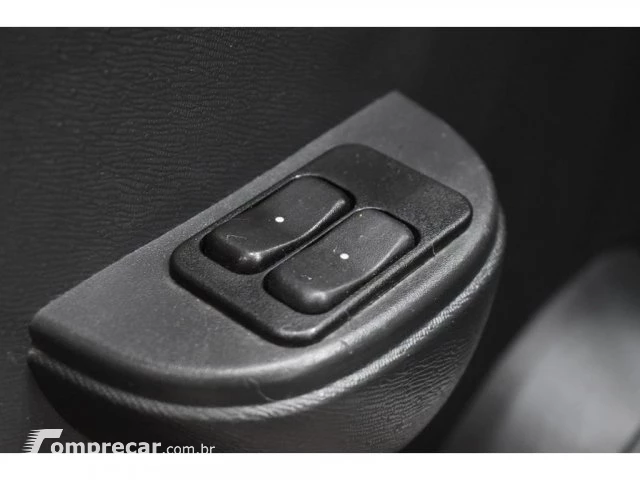 CELTA - 1.0 MPFI LT 8V 4P MANUAL
