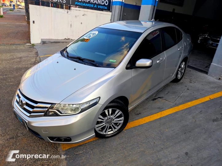 CITY 1.5 LX Sedan 16V