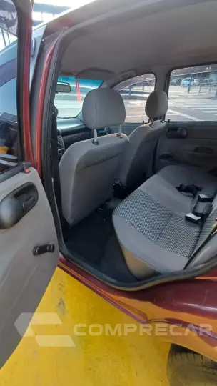 CLASSIC 1.0 MPFI Sedan 8V