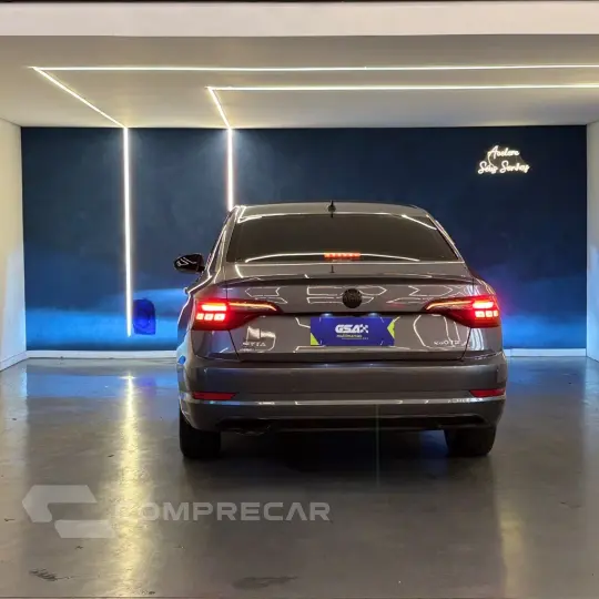 JETTA R-Line 250 TSI 1.4 Flex 16V Aut.