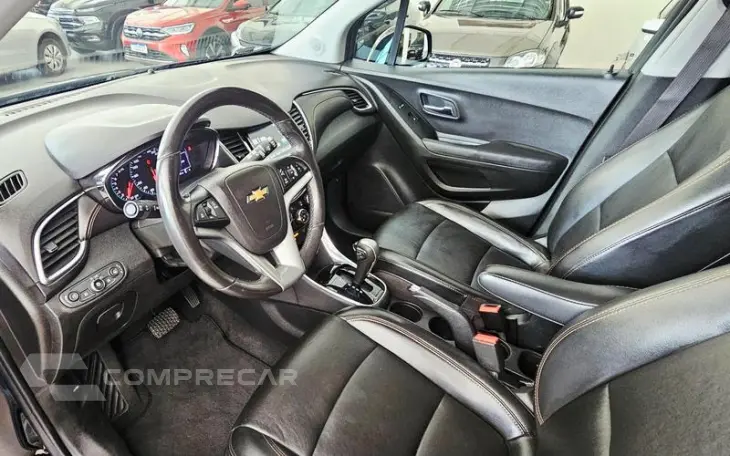 CHEV TRACKER MIDNIGHT