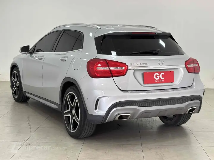 GLA 250 2.0 16V TURBO GASOLINA SPORT 4P AUTOMÁTICO