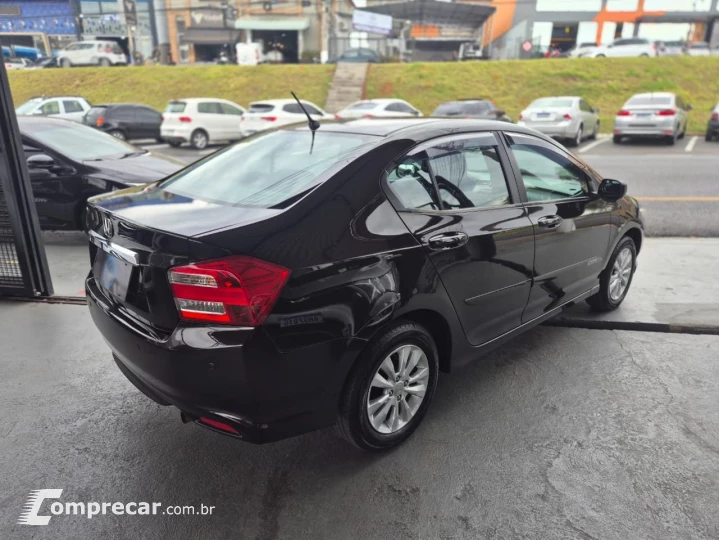 CITY Sedan LX 1.5 Flex 16V 4p Aut.