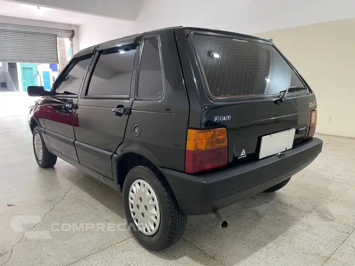 UNO 1.0 Mille 8V