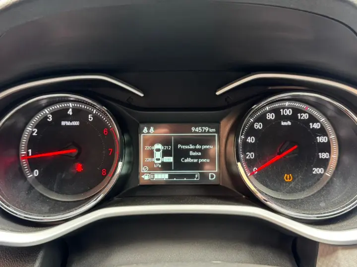 ONIX 1.0 Turbo Plus Premier