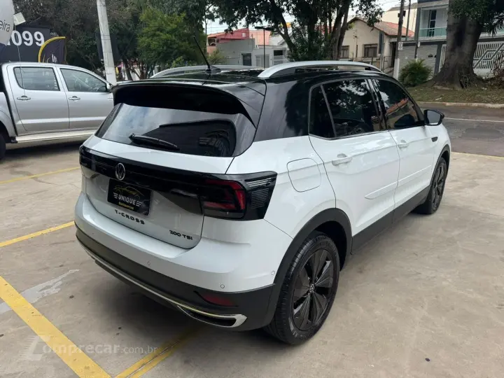 T-Cross 1.4 250 Tsi Total Flex Highline Automático