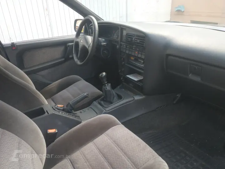 OMEGA 2.2 MPFI GLS 8V