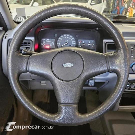 ESCORT 1.8I GL