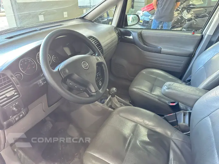 Zafira 2.0 Mpfi Elite 8V Flex 4P Automático