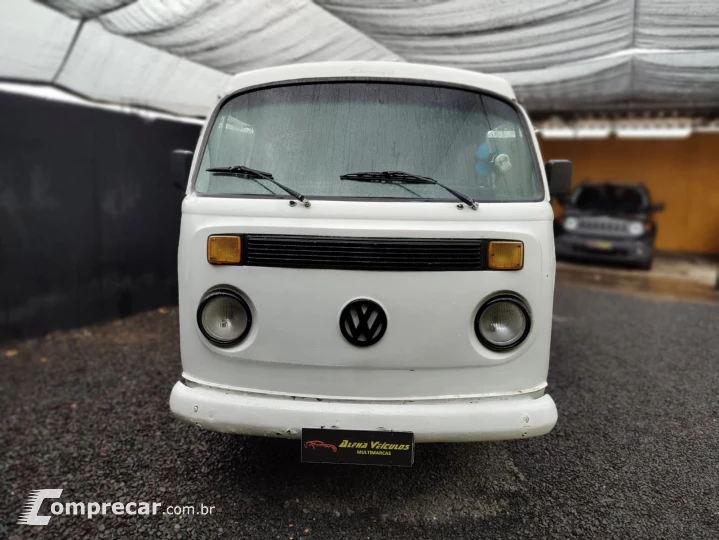 KOMBI 1.6 MI STD Lotação 8V