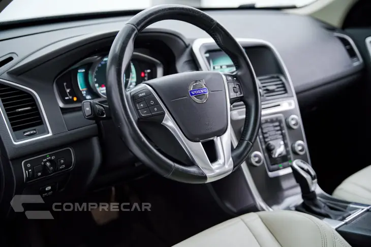 XC 60 2.0 T5  5p