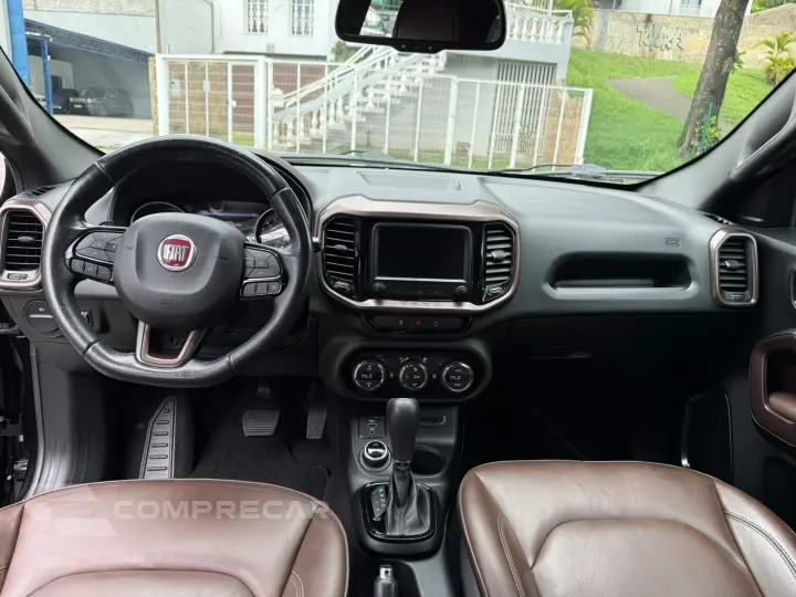 TORO 2.0 16V Turbo Ranch 4WD