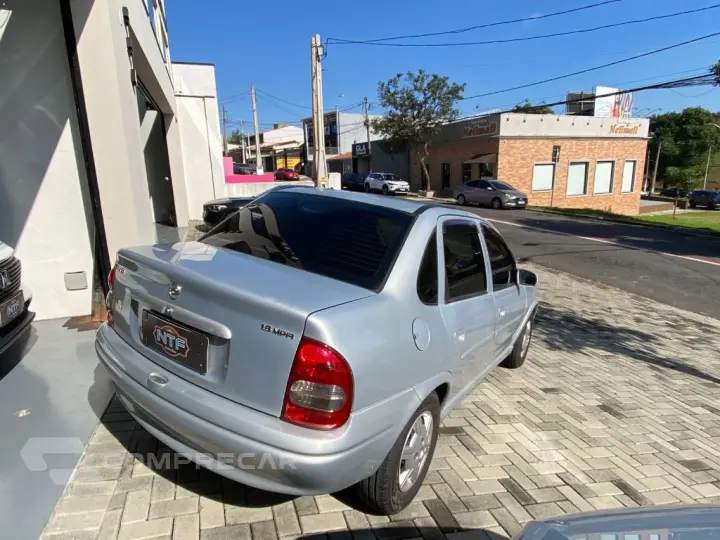 Corsa Super 1.6 MPFI 8v 5p