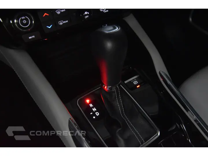 COMMANDER 1.3 T270 TURBO FLEX LIMITED AT6