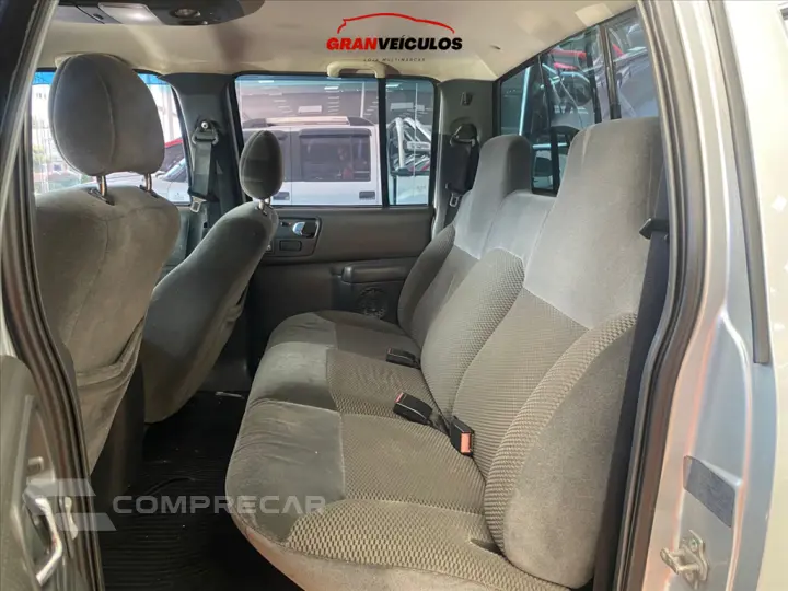 S10 2.4 MPFI EXECUTIVE 4X2 CD 8V FLEX 4P MANUAL