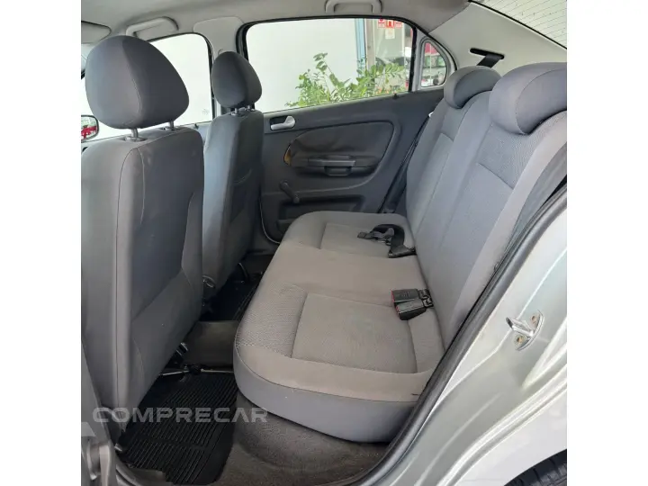 VOYAGE 1.0 MI 8V FLEX 4P MANUAL