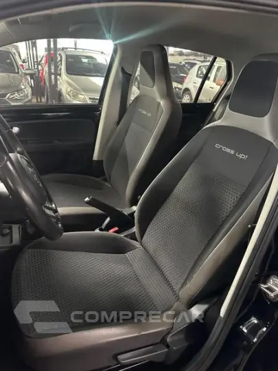 UP! CROSS 1.0 TSI TOTAL FLEX MEC. 4P