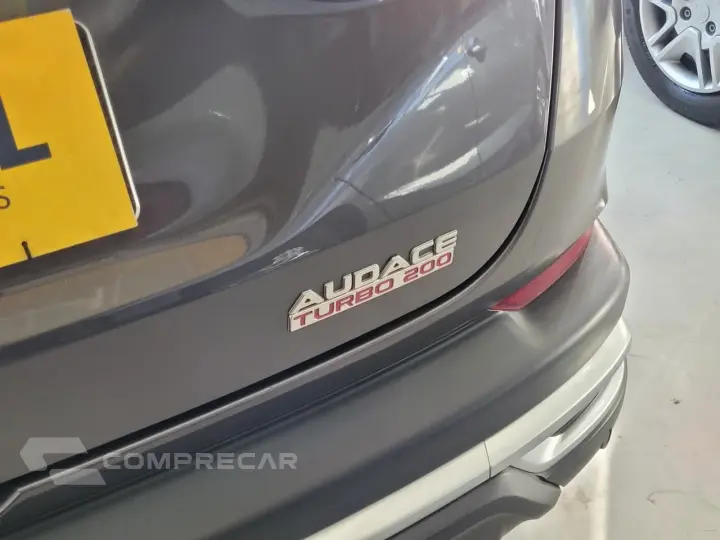 Fastback Audace 1.0 200 T. Flex Aut