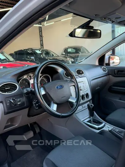 Focus Sedan 2.0 16V/2.0 16V Flex 4p Aut.