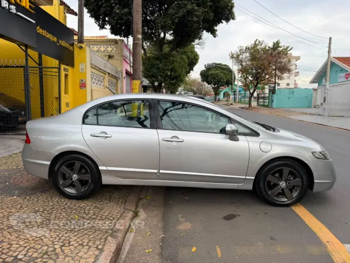 Civic Sedan LXS 1.8/1.8 Flex 16V Aut. 4p