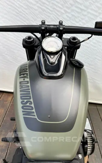 HARLEY-DAVIDSON SOFTAIL FAT BOB 114