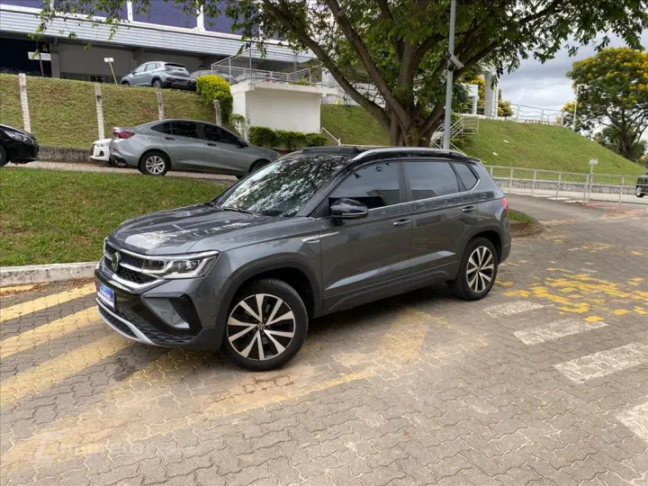 TAOS 1.4 250 TSI TOTAL FLEX HIGHLINE AUTOMÁTICO