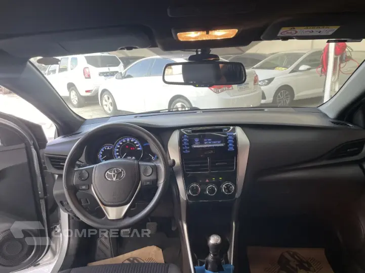 YARIS 1.3 16V XL