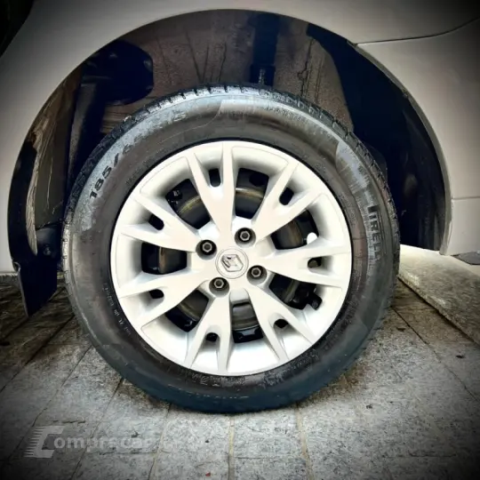 LOGAN 1.0 12V SCE ZEN