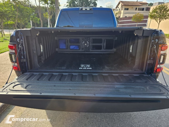2500 6.7 I6 Turbo Laramie CD 4X4