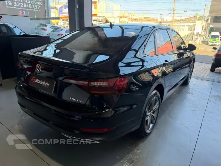 JETTA R-Line 250 TSI 1.4 Flex 16V Aut.