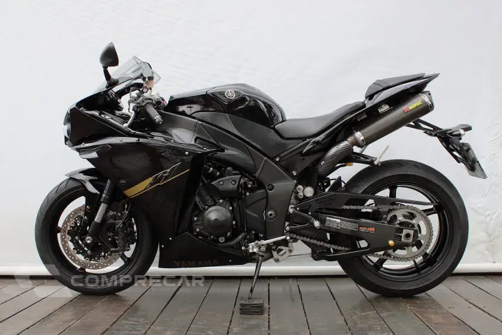 YAMAHA YZF R1